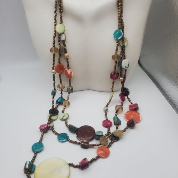 Multi color‎ shell multi Strand necklace - Picture 1 of 3